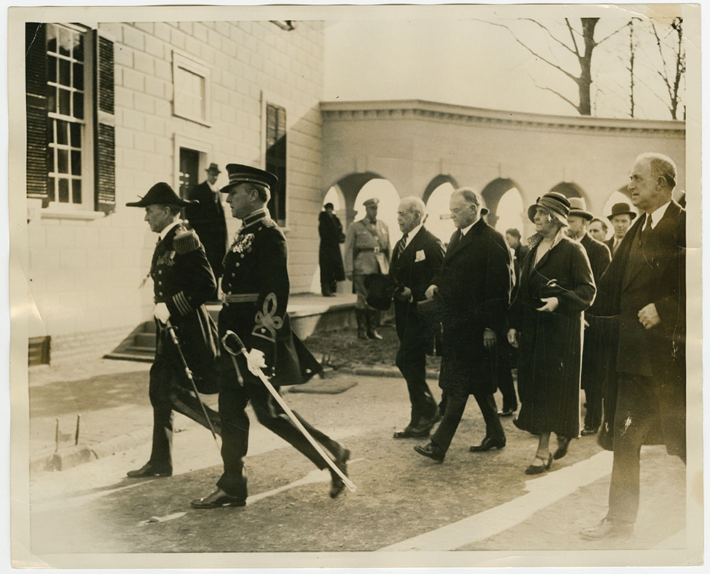 Image of President Herbert Hoover visiting Mount Vernon