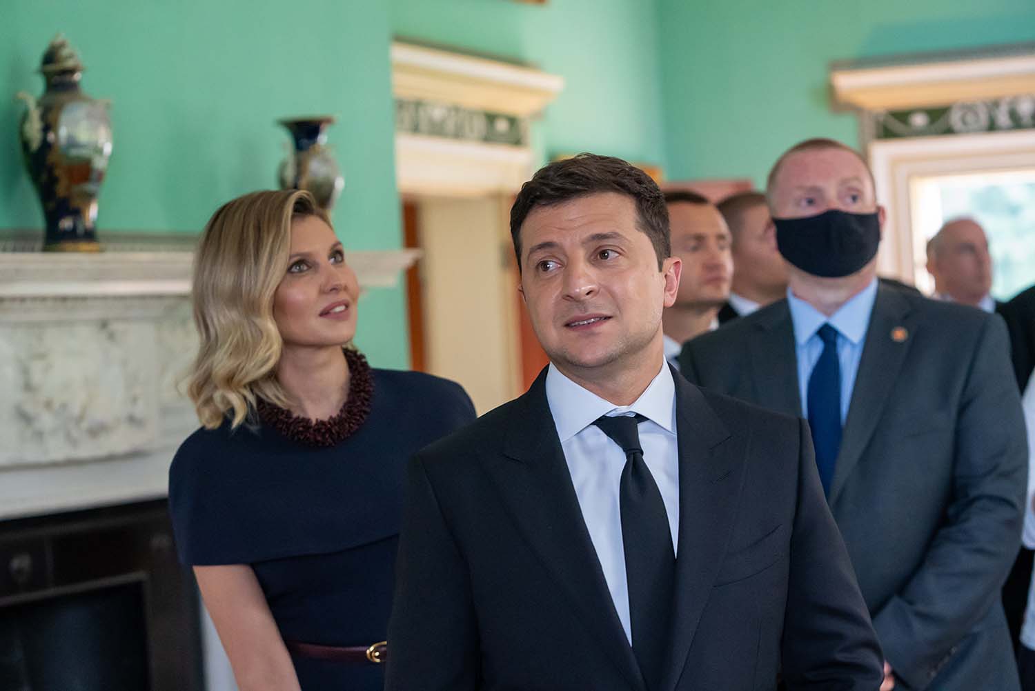 Volodymyrivna Zelenska and Volodymyr Zelensky tour the New Room.